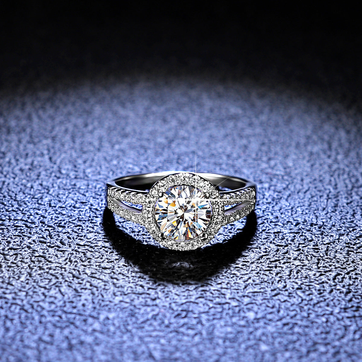 Mosan Diamond Ring with Fashionable Design and Style